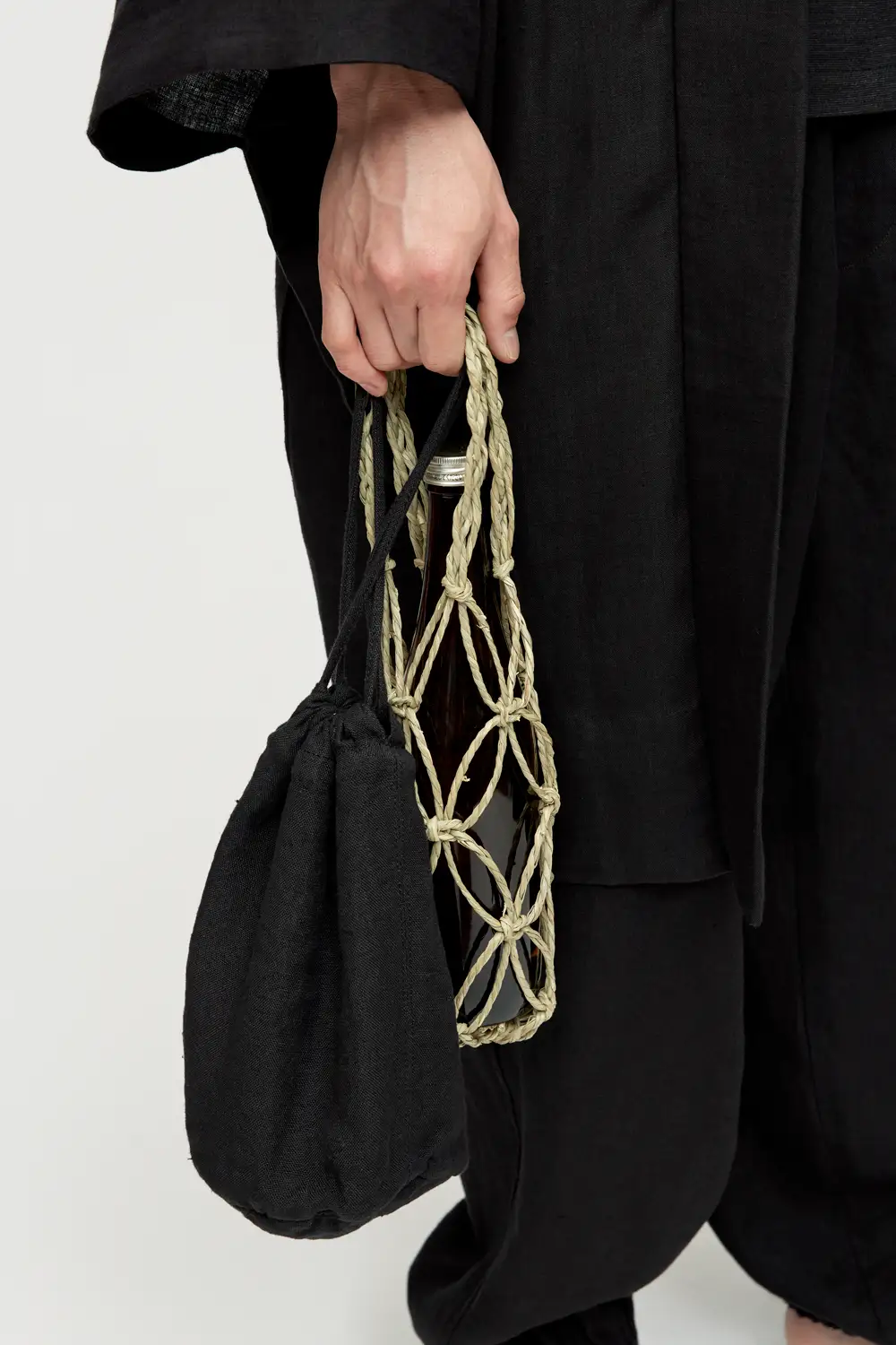 Aeta / HM03 / DRAW STRING POUCH / Black