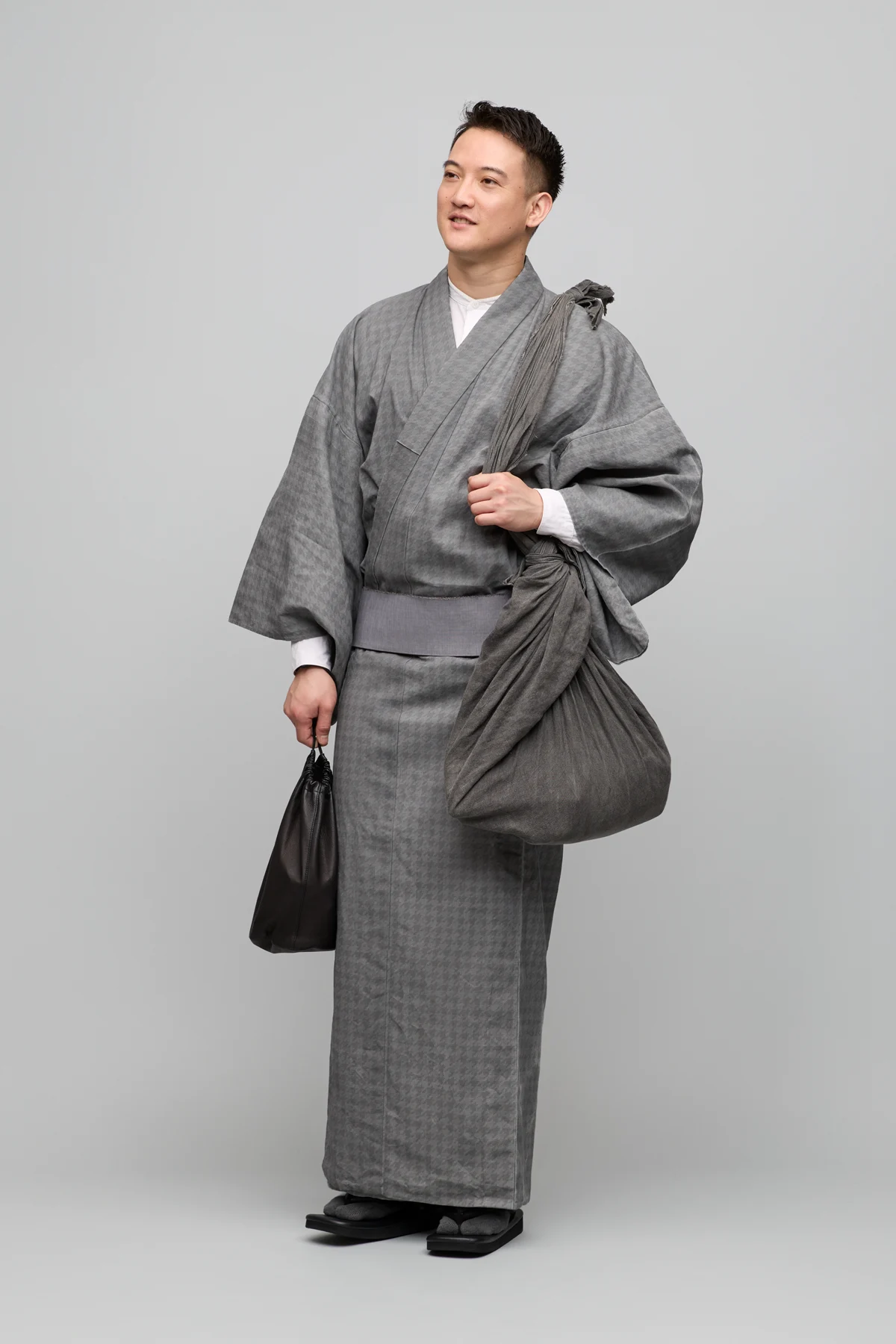 片貝木綿 / 型染 / 千鳥格子 / 松煙襲